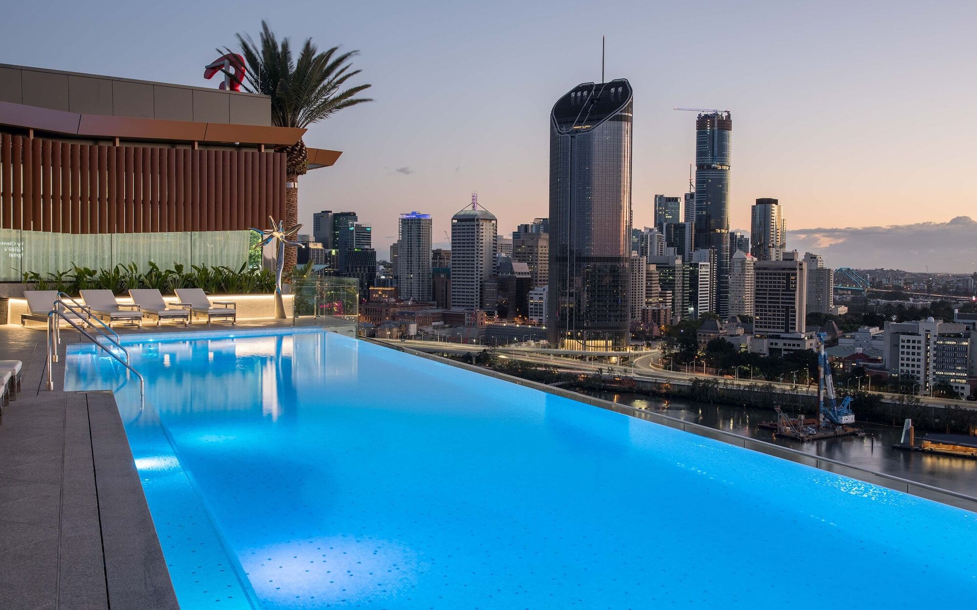 Emporium Hotel South Bank Brisbane Extérieur photo The rooftop pool at the Emporium Hotel South Bank